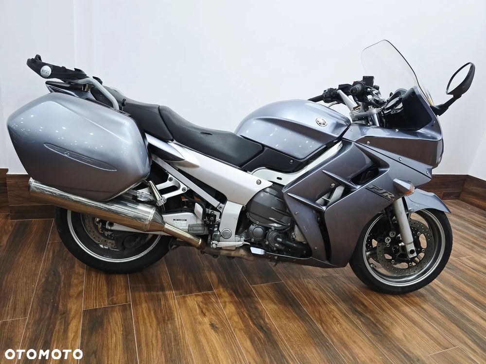 Yamaha FJR - 7