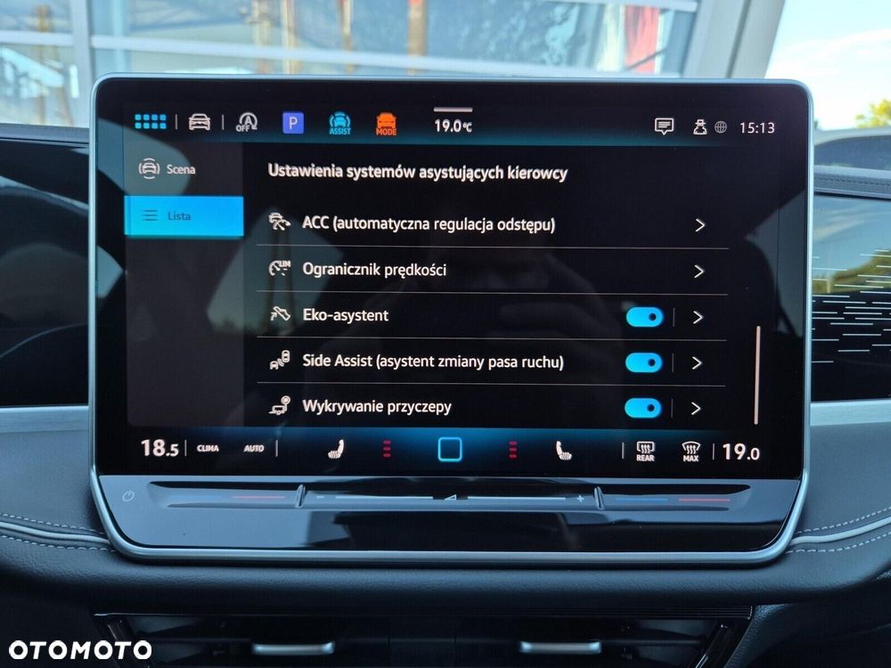 Volkswagen Passat Variant 2.0 TDI SCR Elegance DSG - 28
