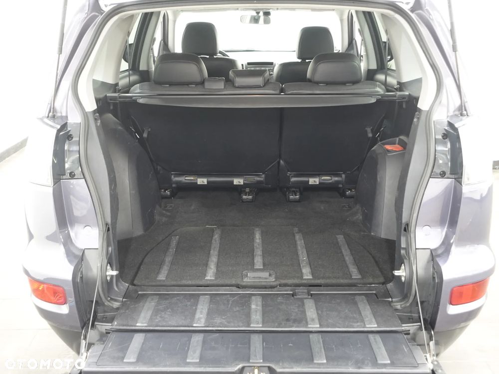 Mitsubishi Outlander 2.0 2WD - 24