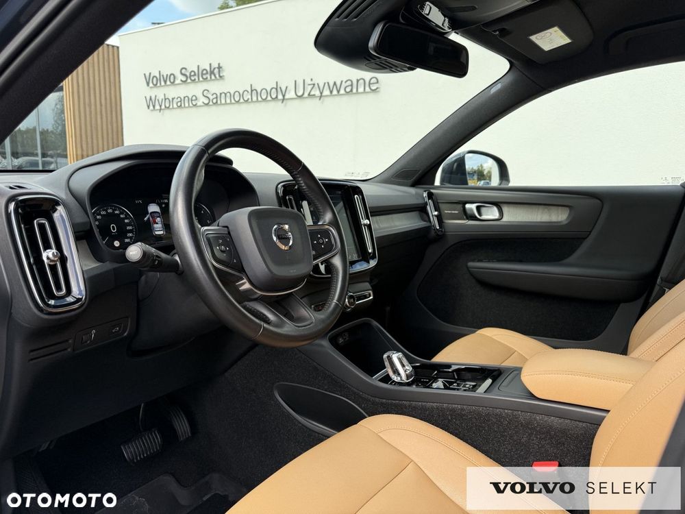 Volvo XC 40 - 9