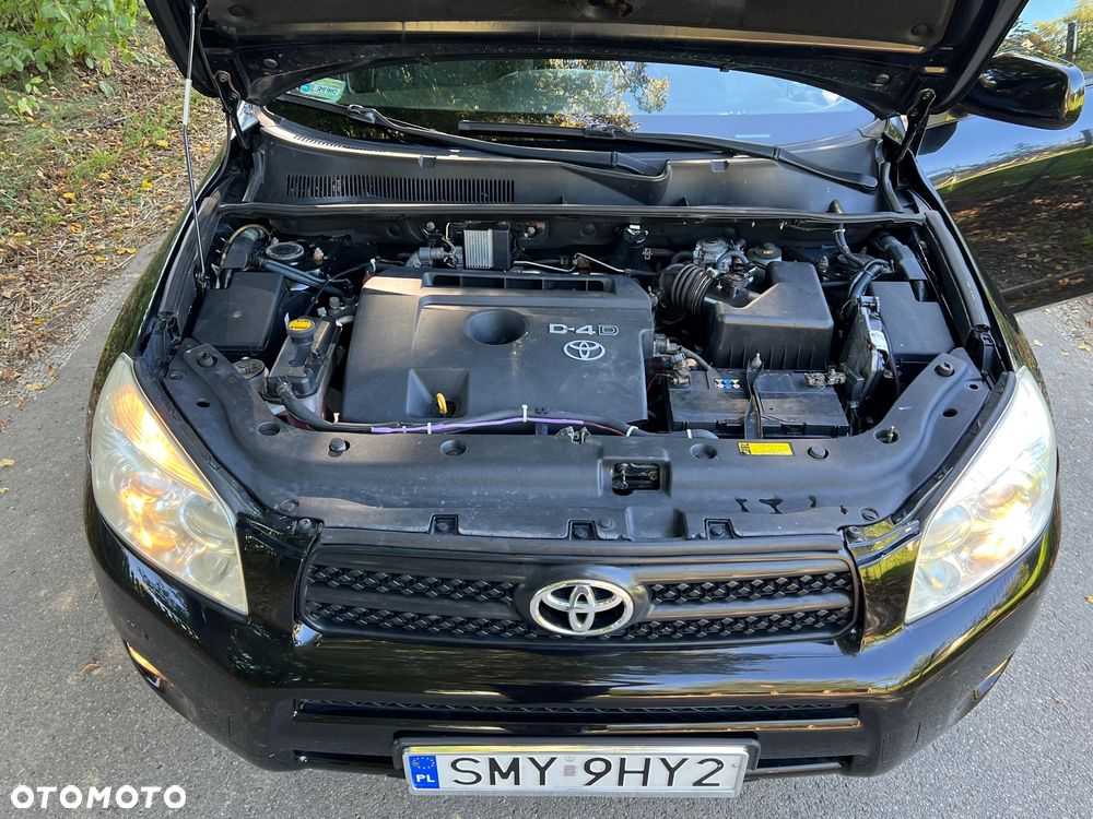 Toyota RAV4 2.2 D-4D Premium - 21