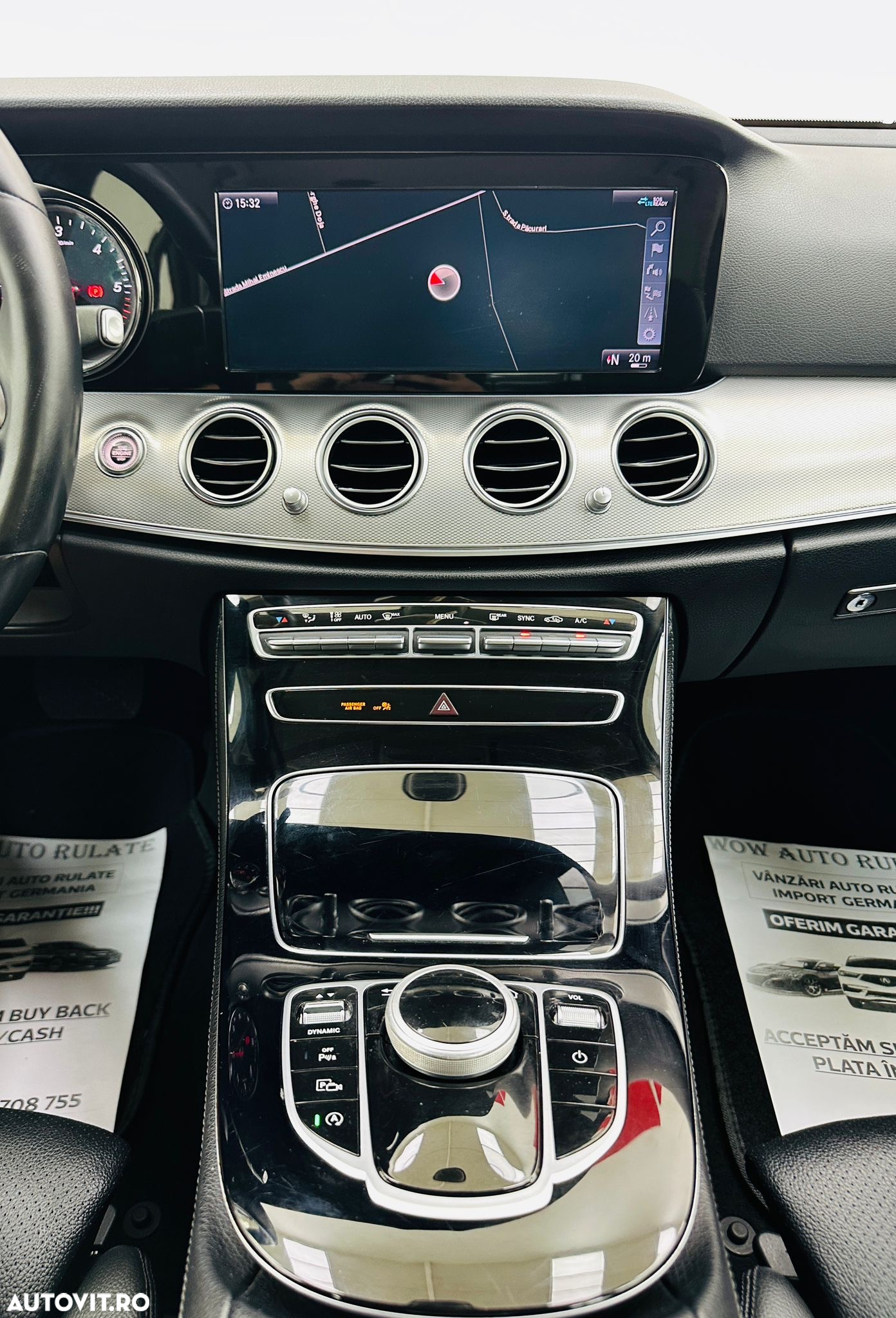 Mercedes-Benz E - 27