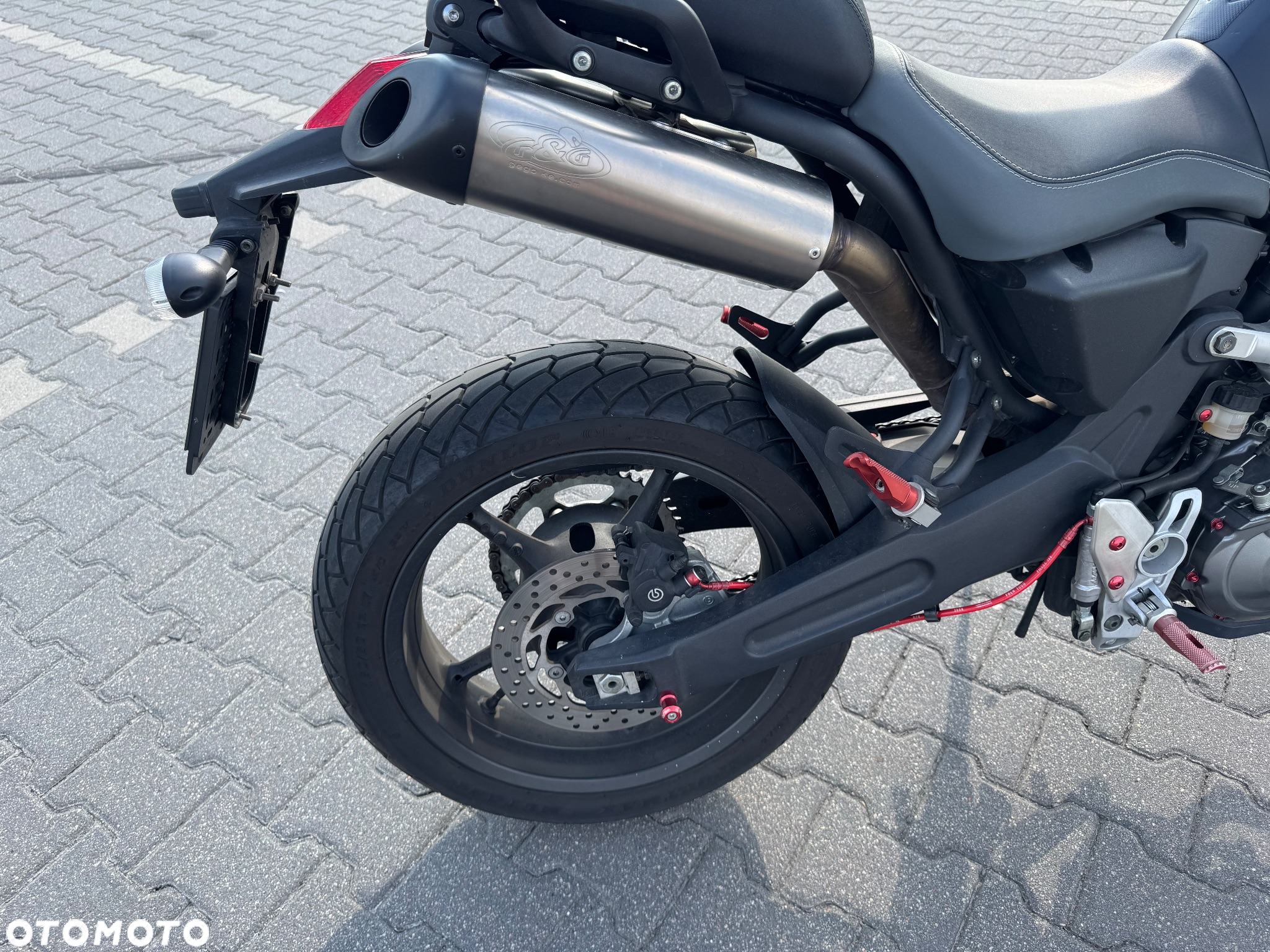 Yamaha MT - 8