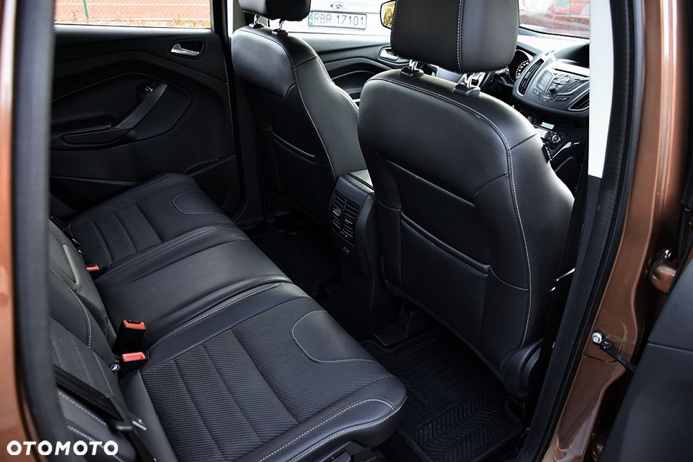 Ford Kuga 2.0 TDCi 2x4 Titanium - 7