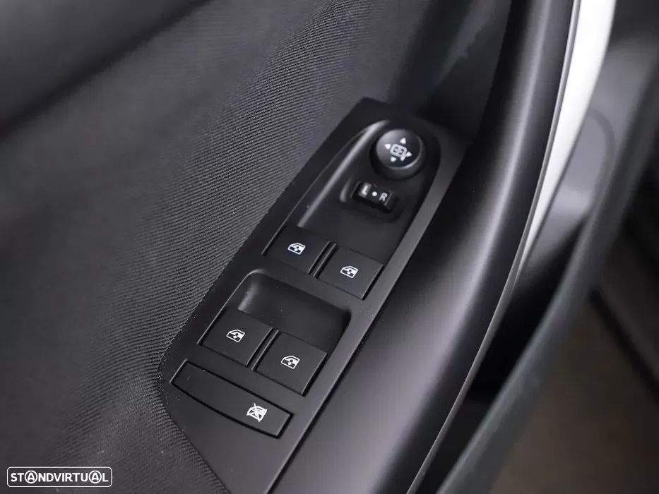 Opel Astra Sports Tourer 1.2 T Business Edition S/S - 7