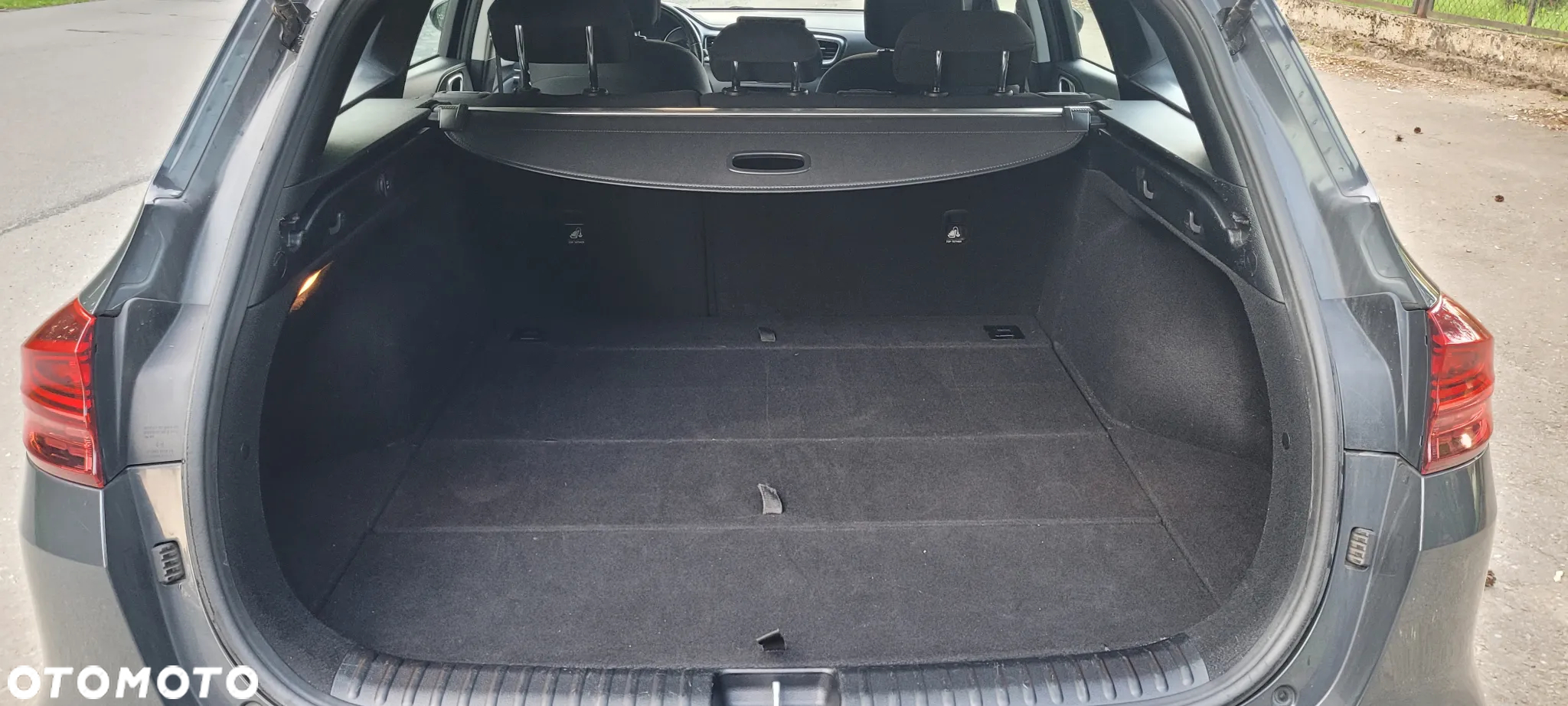 Kia Ceed 1.6 CRDi SCR L Business Line - 12