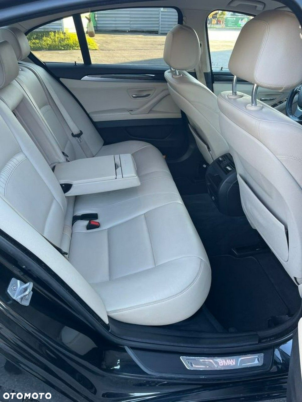BMW Seria 5 525d xDrive Luxury Line - 16
