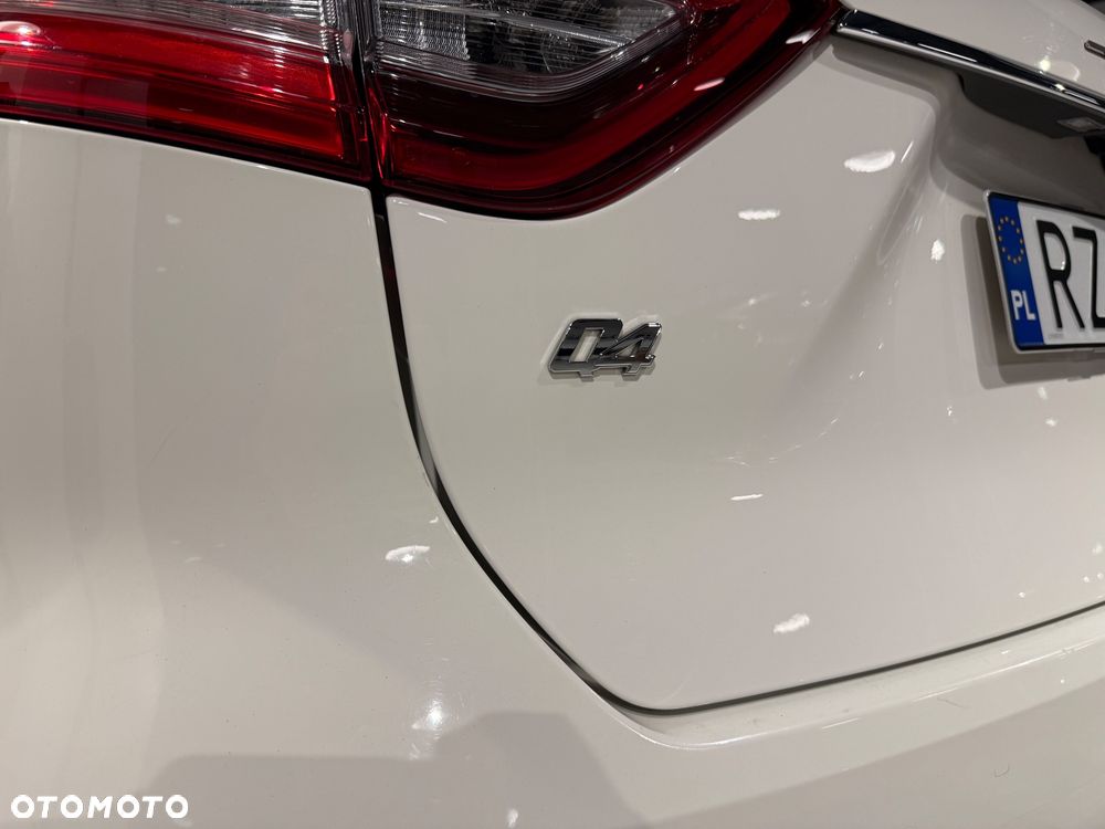 Maserati Levante - 11