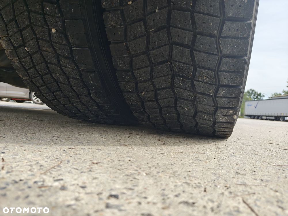Mercedes-Benz ACTROS 1845 315/70R22,5 - 11