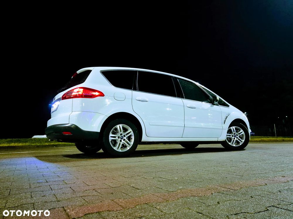 Ford S-Max 2.0 TDCi DPF Business Edition - 26