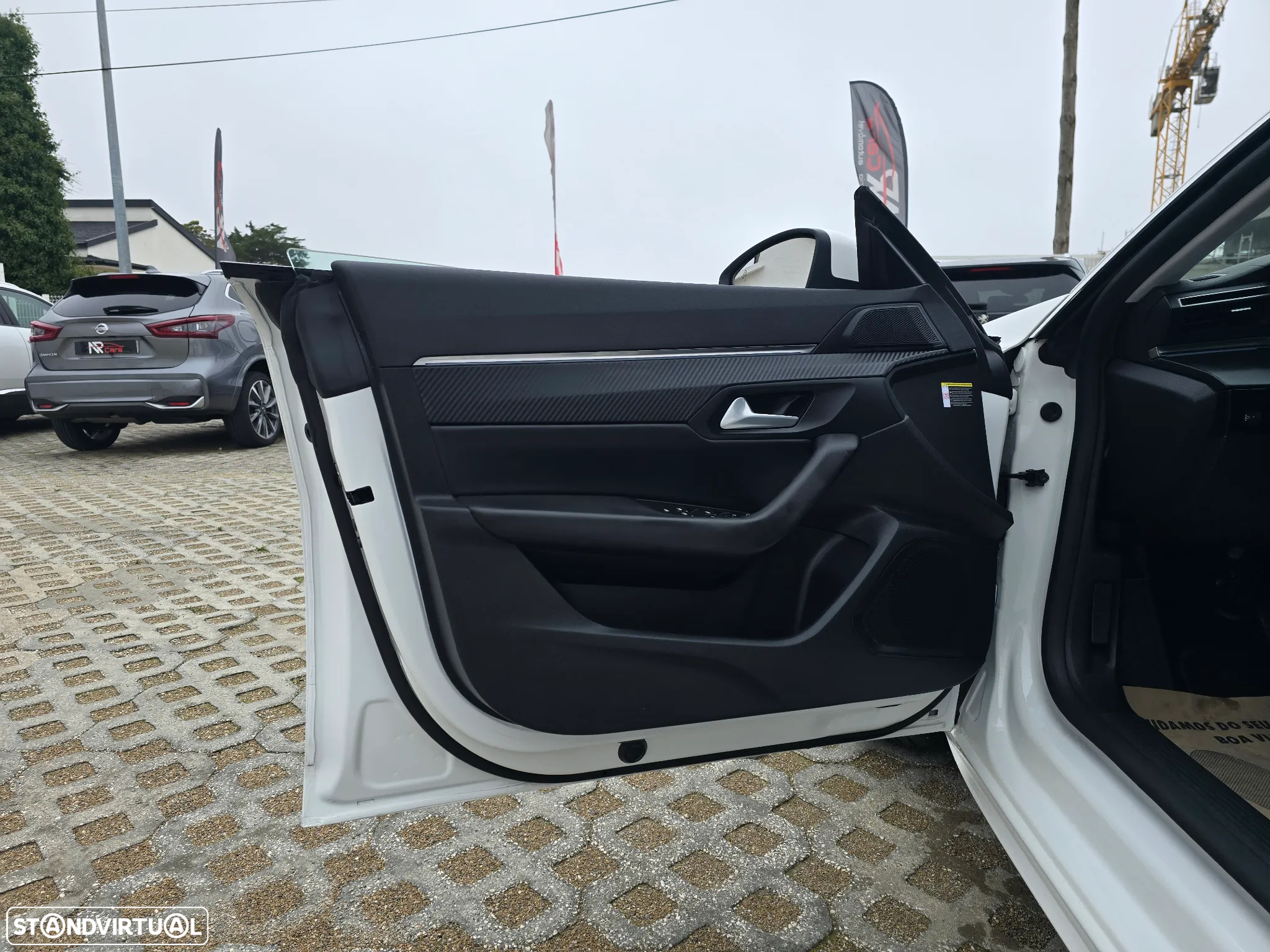 Peugeot 508 SW 1.5 BlueHDi Allure Pack EAT8 - 26