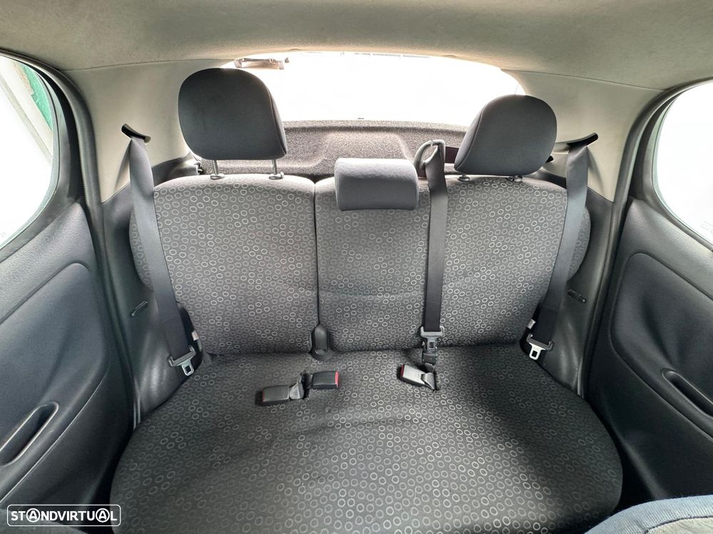 Toyota Yaris 1.0 Sol - 12