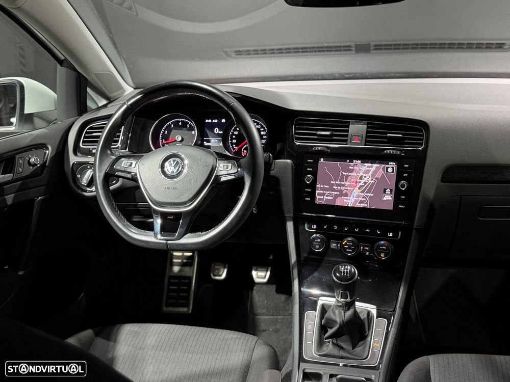 VW Golf 1.4 TSI Sound - 30