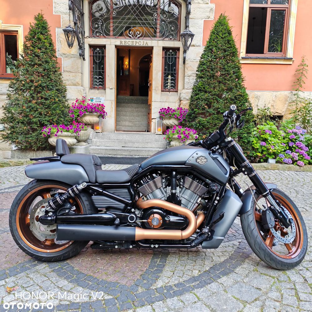 Harley-Davidson V-Rod Muscle - 2