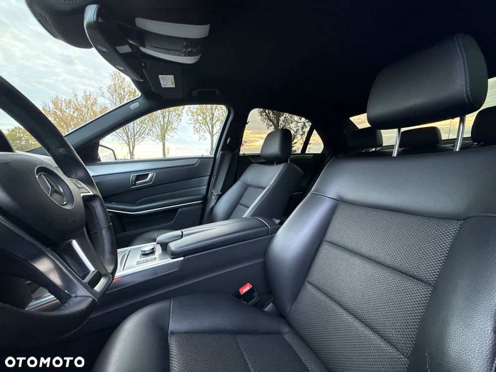 Mercedes-Benz Klasa E - 19