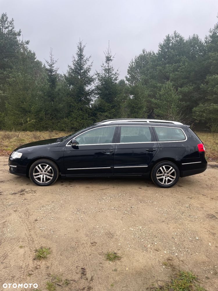Volkswagen Passat Variant 1.9 TDI Individual Chrom - 2