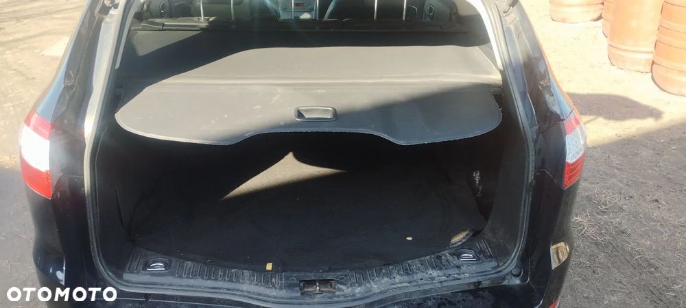 Ford Mondeo 2.0 TDCi Ghia - 18