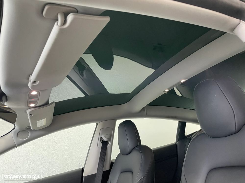 Tesla Model 3 Long Range Tração Traseira - 12