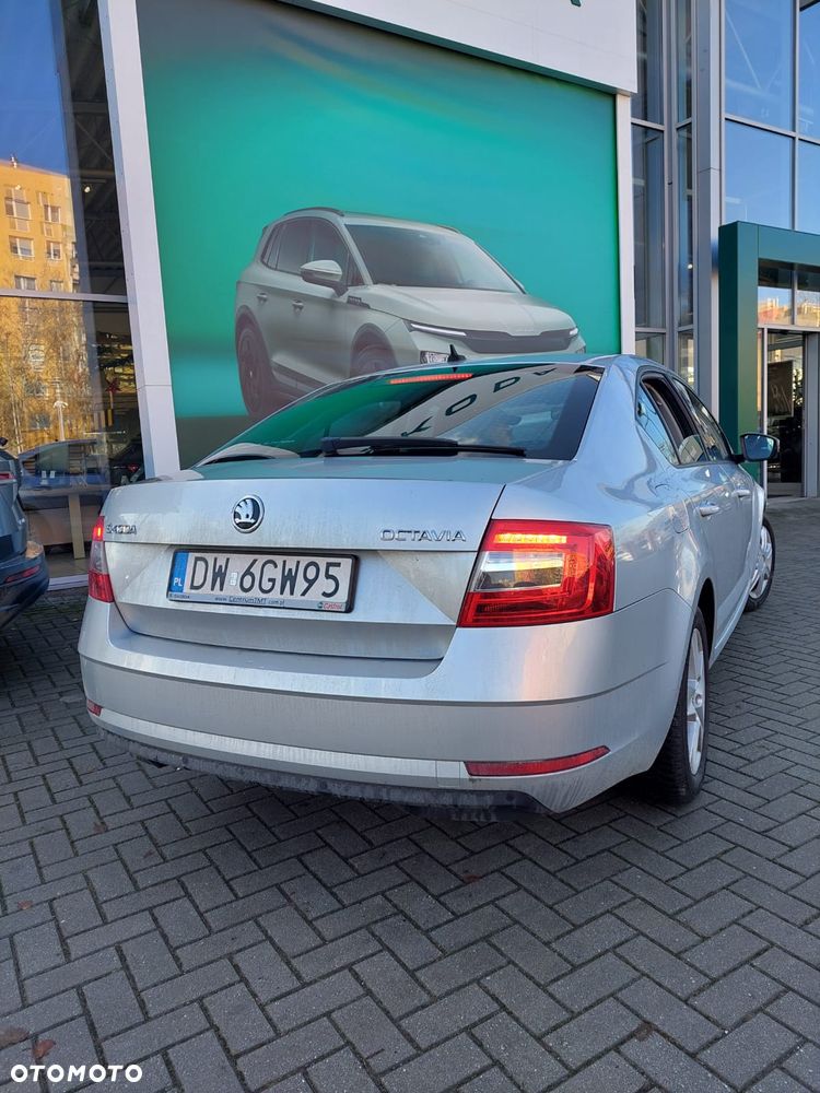 Skoda Octavia 1.6 TDI Ambition - 6