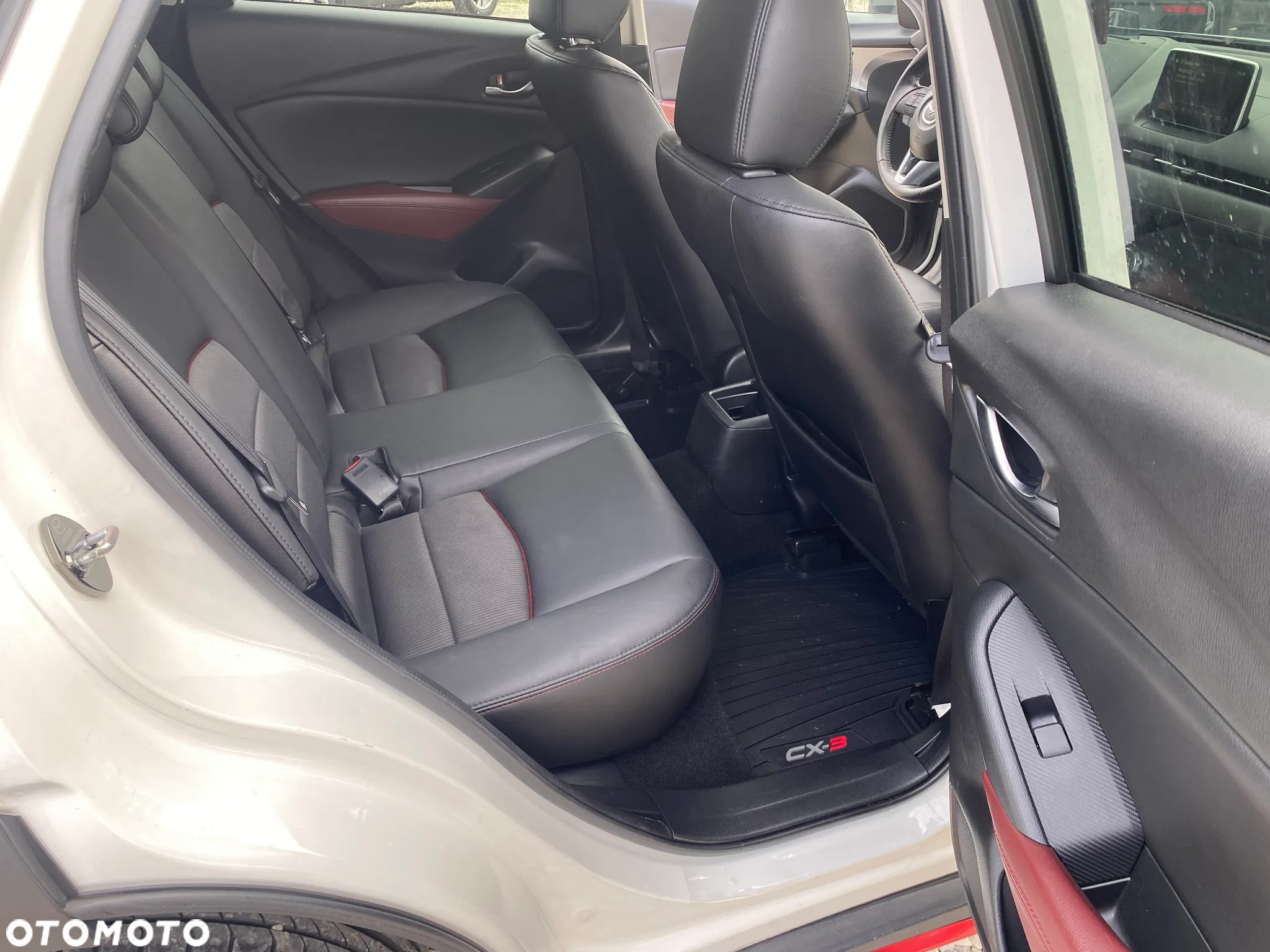 Mazda CX-3 SKYACTIV-G 120 FWD Sports-Line - 11