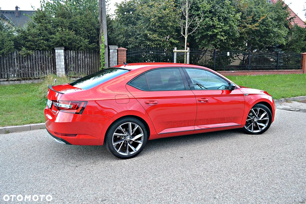 Skoda Superb 2.0 TDI 4x4 DSG Sportline - 18