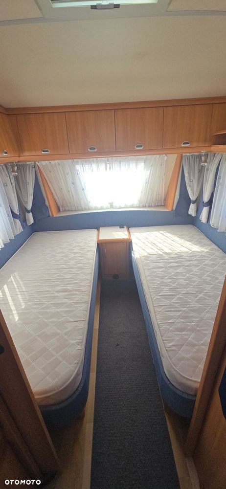 Hobby 400 SF DE LUXE - 8