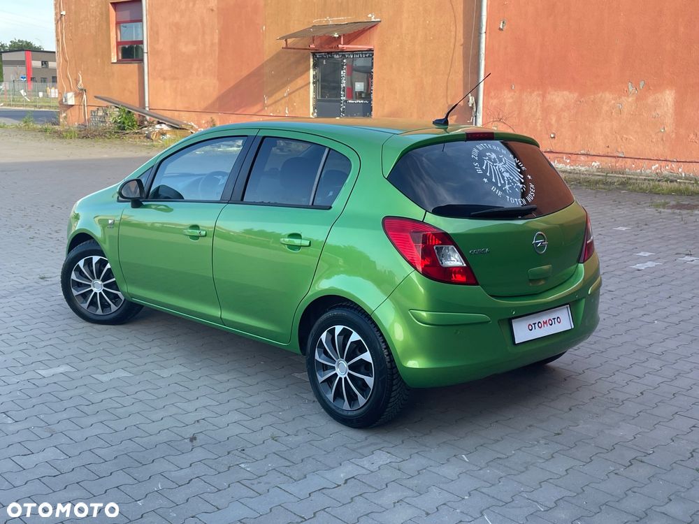 Opel Corsa 1.4 16V Navi - 21