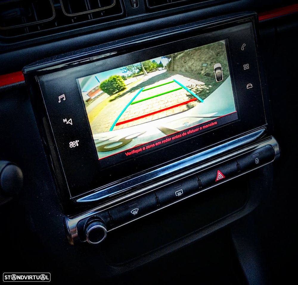 Citroën C3 1.2 PureTech Shine - 9