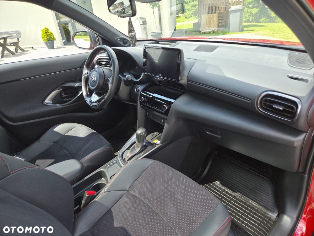 Toyota Yaris Cross - 10