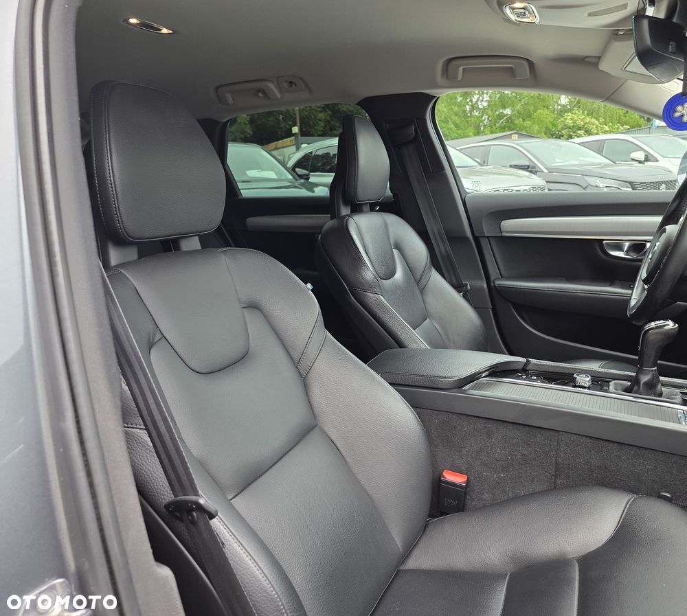 Volvo V90 D4 Inscription - 19