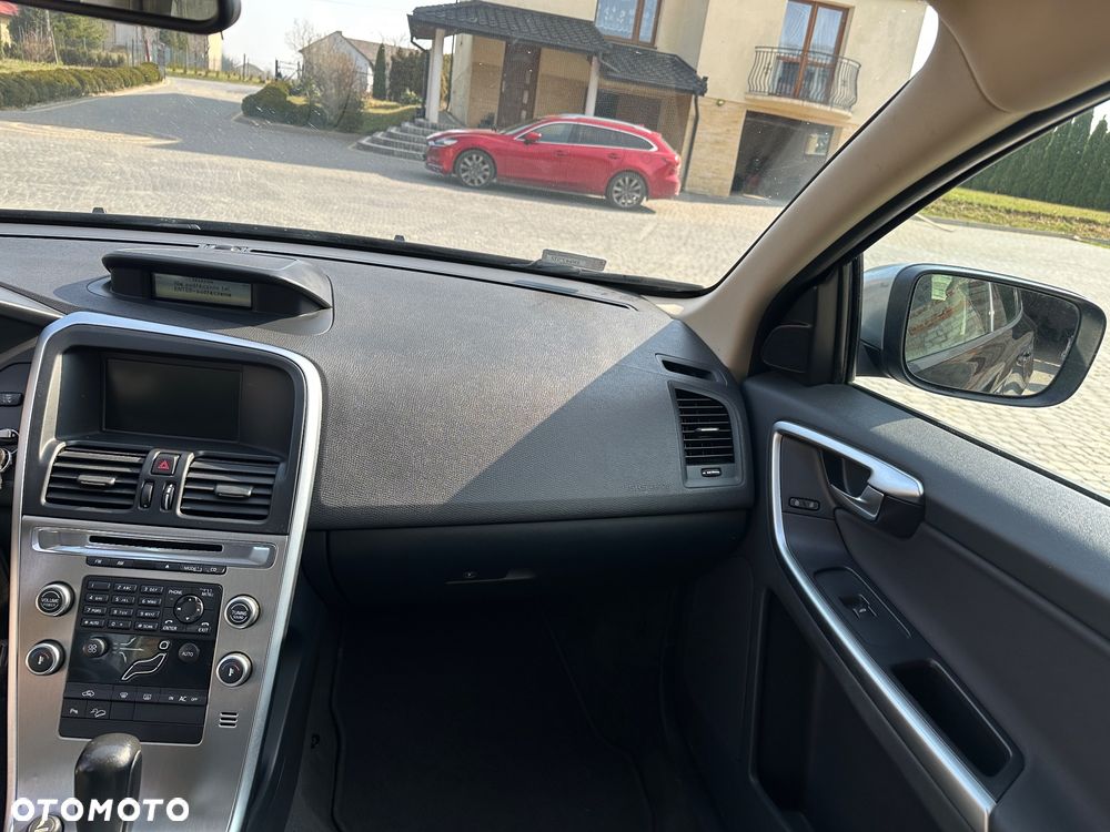 Volvo XC 60 D5 AWD Summum - 23
