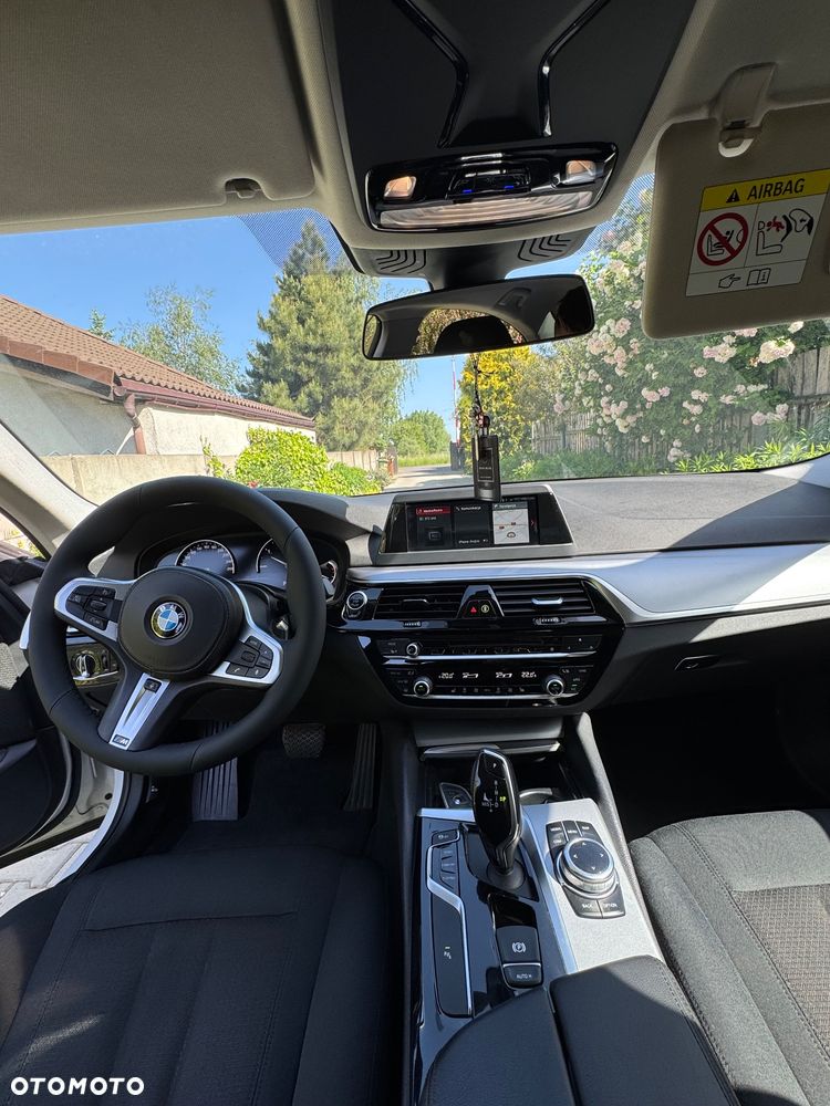 BMW Seria 5 520d - 9