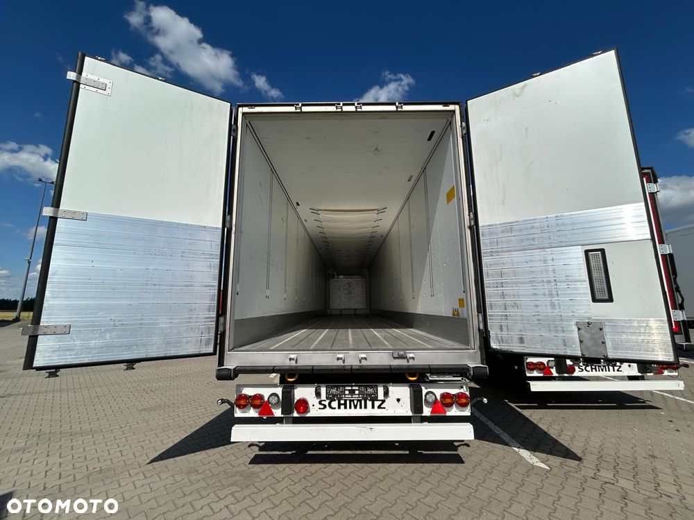 Schmitz Cargobull ThermoKing SLXi300; DOST; Uchwyty promowe, Paleciara - 15