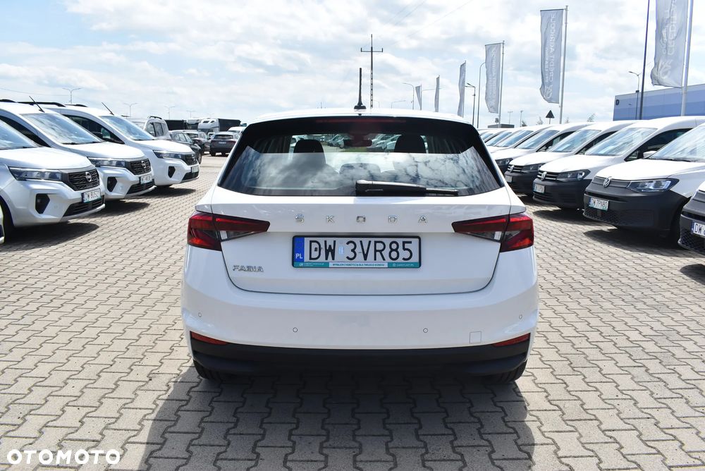 Skoda Fabia 1.0 Ambition - 8