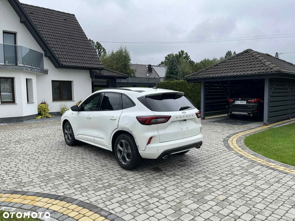 Ford Kuga 1.5 EcoBoost ST-LINE X - 17