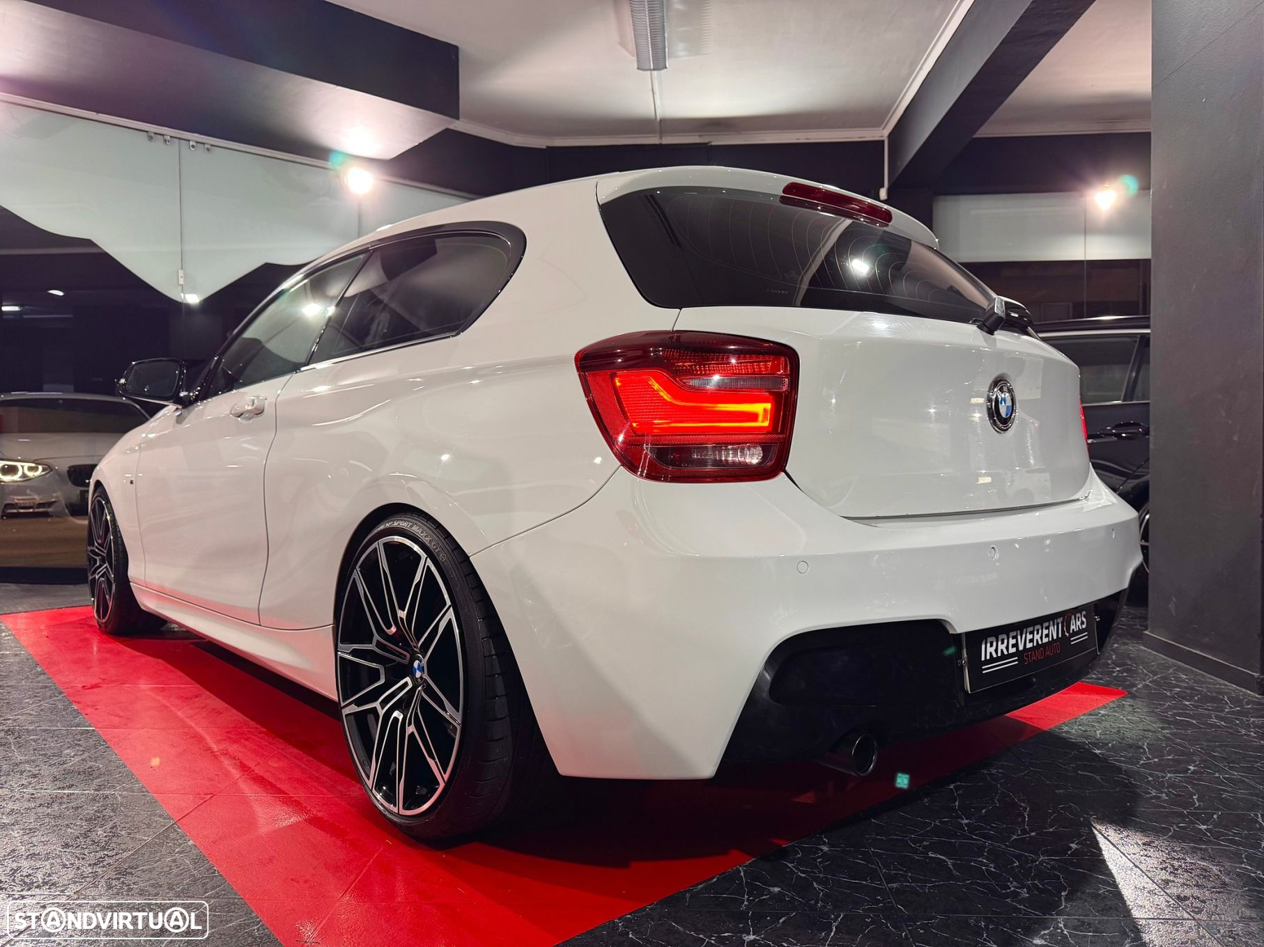 BMW 118 dA Pack M - 24