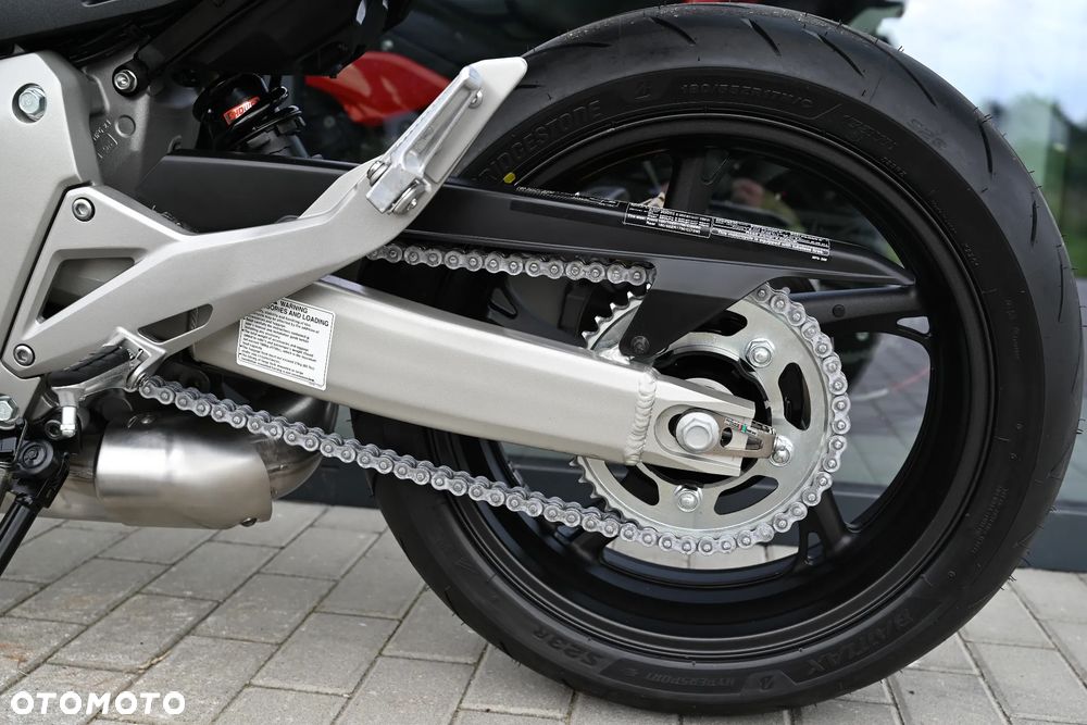 Honda Hornet - 12