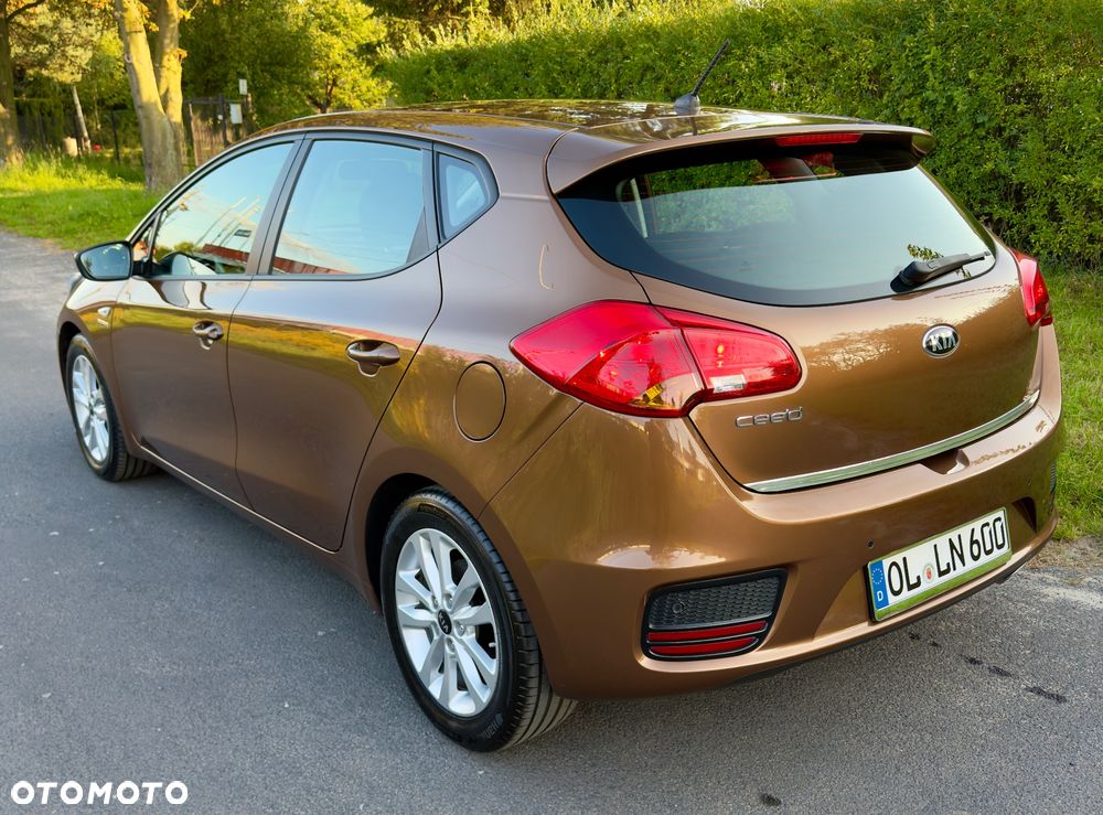 Kia Ceed 2016 photo 2