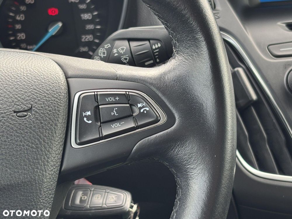 Ford Focus - 21