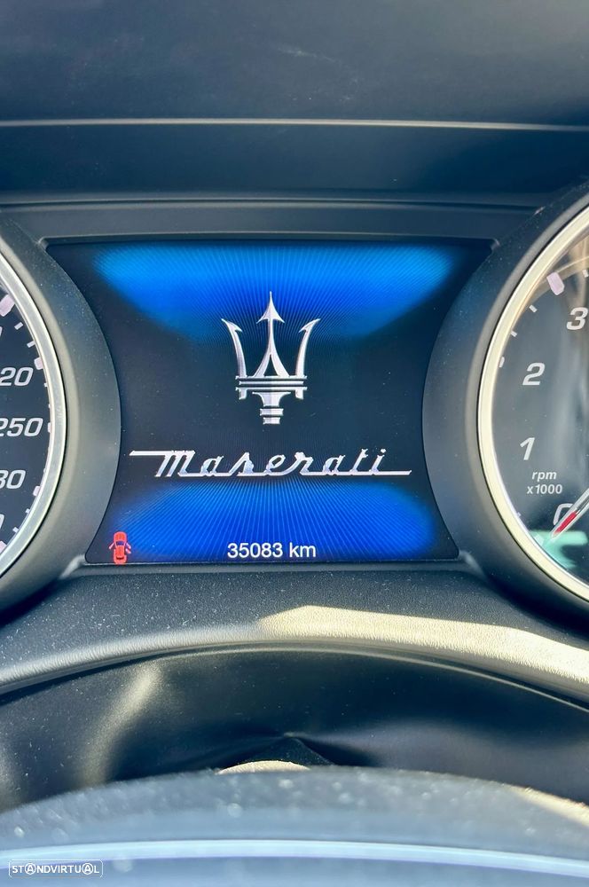 Maserati Levante S Q4 - 11