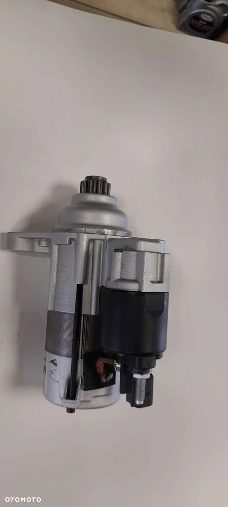 Rozrusznik VW T5 Transporter 1.9 TDI - 3