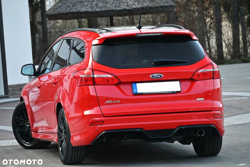 Ford Focus 1.5 EcoBoost STart-Stopp-System ST-LINE X - 18