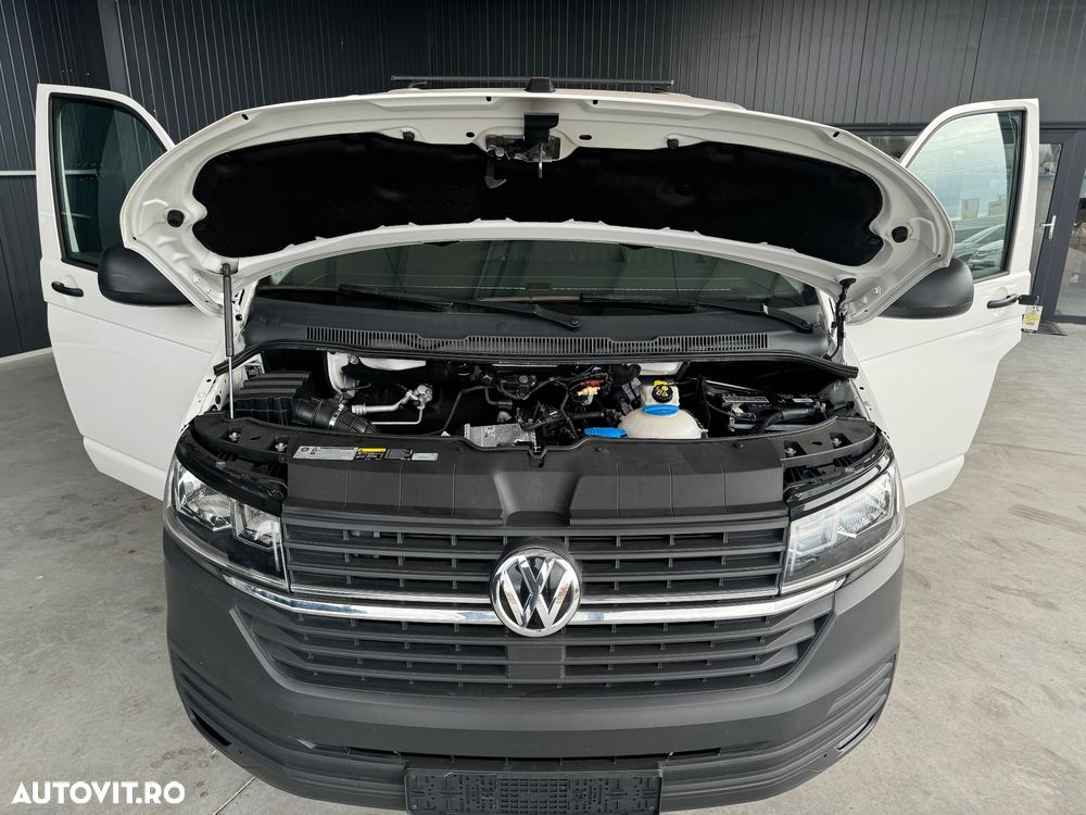 Volkswagen Transporter - 22