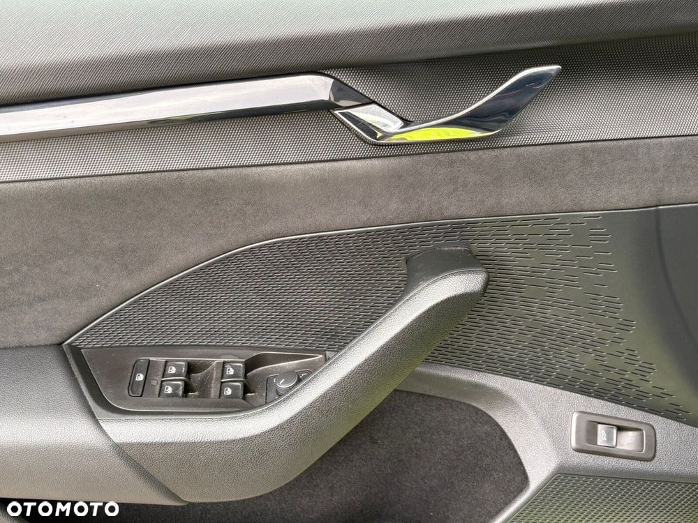 Skoda Octavia 2.0 TSI RS DSG - 14