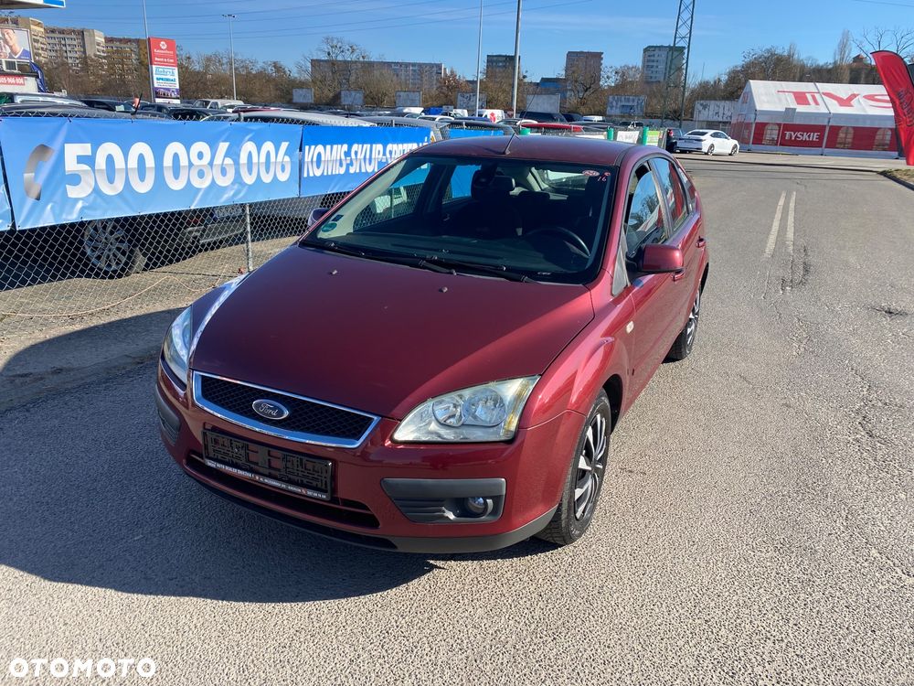 Ford Focus 1.6 16V Ghia - 10