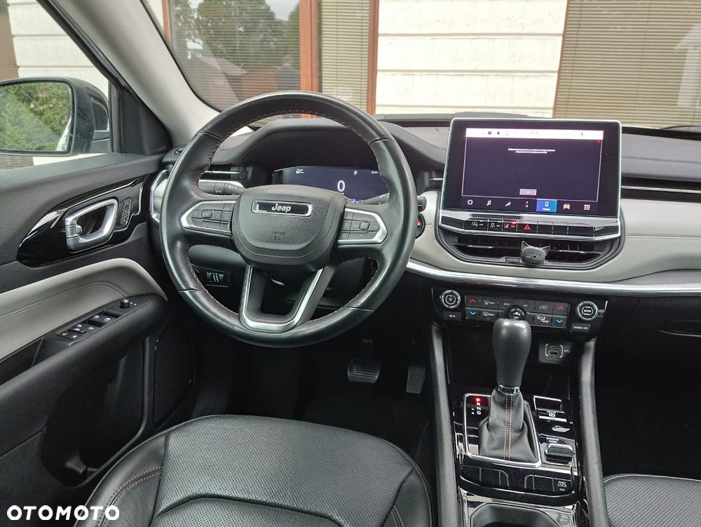 Jeep Compass - 15