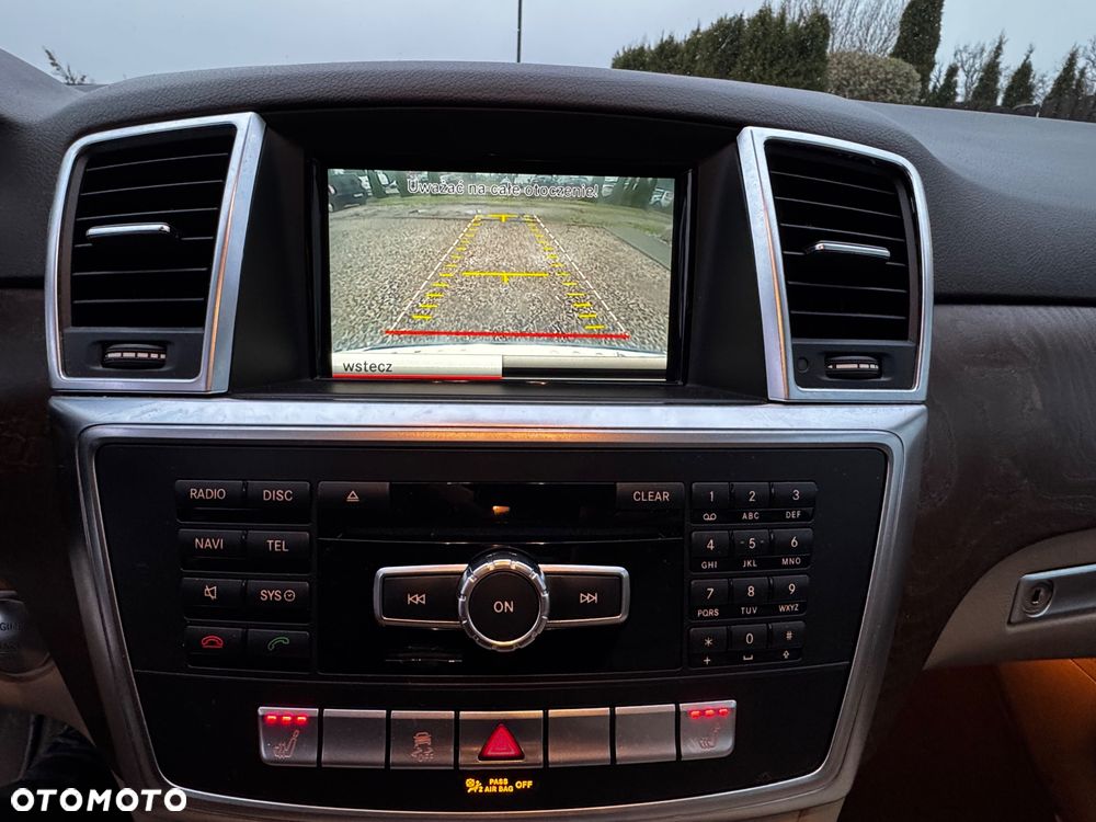 Mercedes-Benz ML 350 4MATIC (BlueEFFICIENCY) 7G-TRONIC - 38