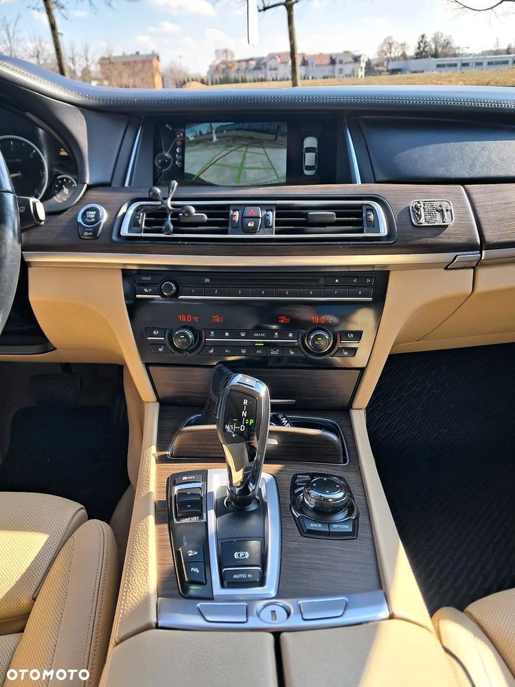 BMW Seria 7 - 4