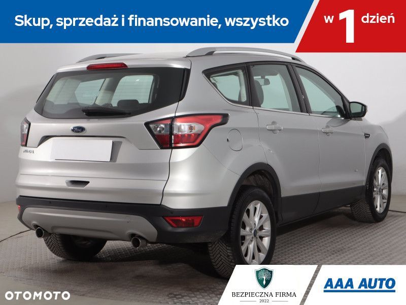 Ford Kuga - 6