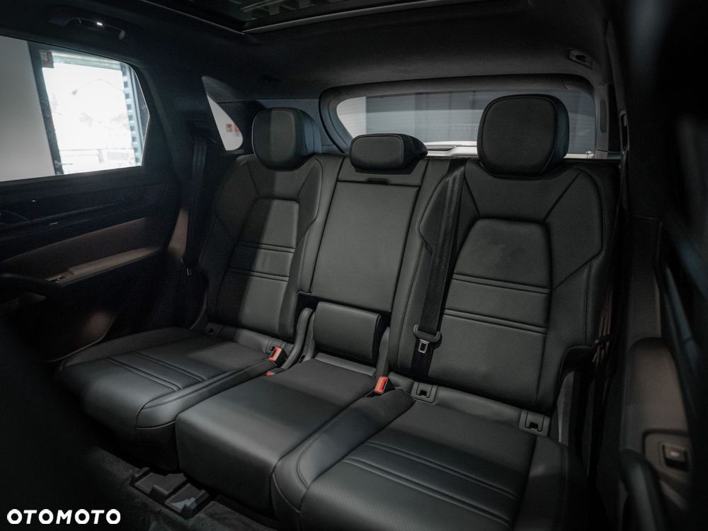 Porsche Cayenne GTS - 23